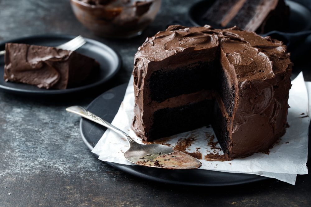 چیز کیک شکلاتی با پایه کیک