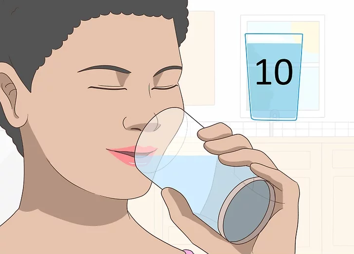 نوشیدن مایعات کافی عاملی مهم در رفع یبوست بارداری
