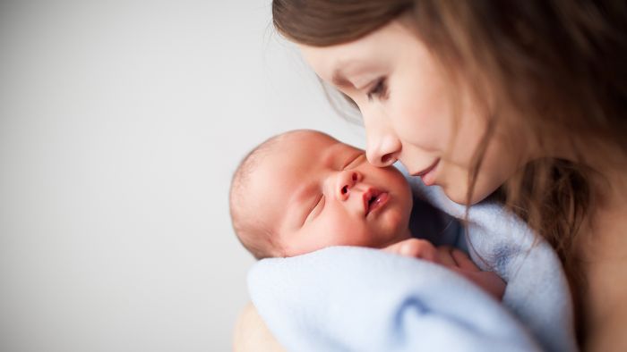 کمک به رشد نوزاد در 1-0 ماهگی