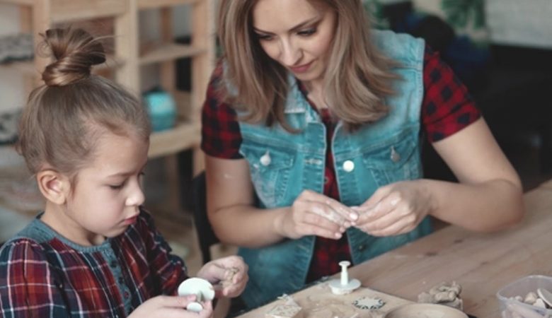 آموزش ساخت 6 کاردستی زیبا و جالب با "خمیر بازی یا گل رس" برای کودکان