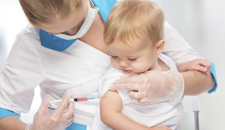 تسکین و کاهش درد واکسن نوزاد